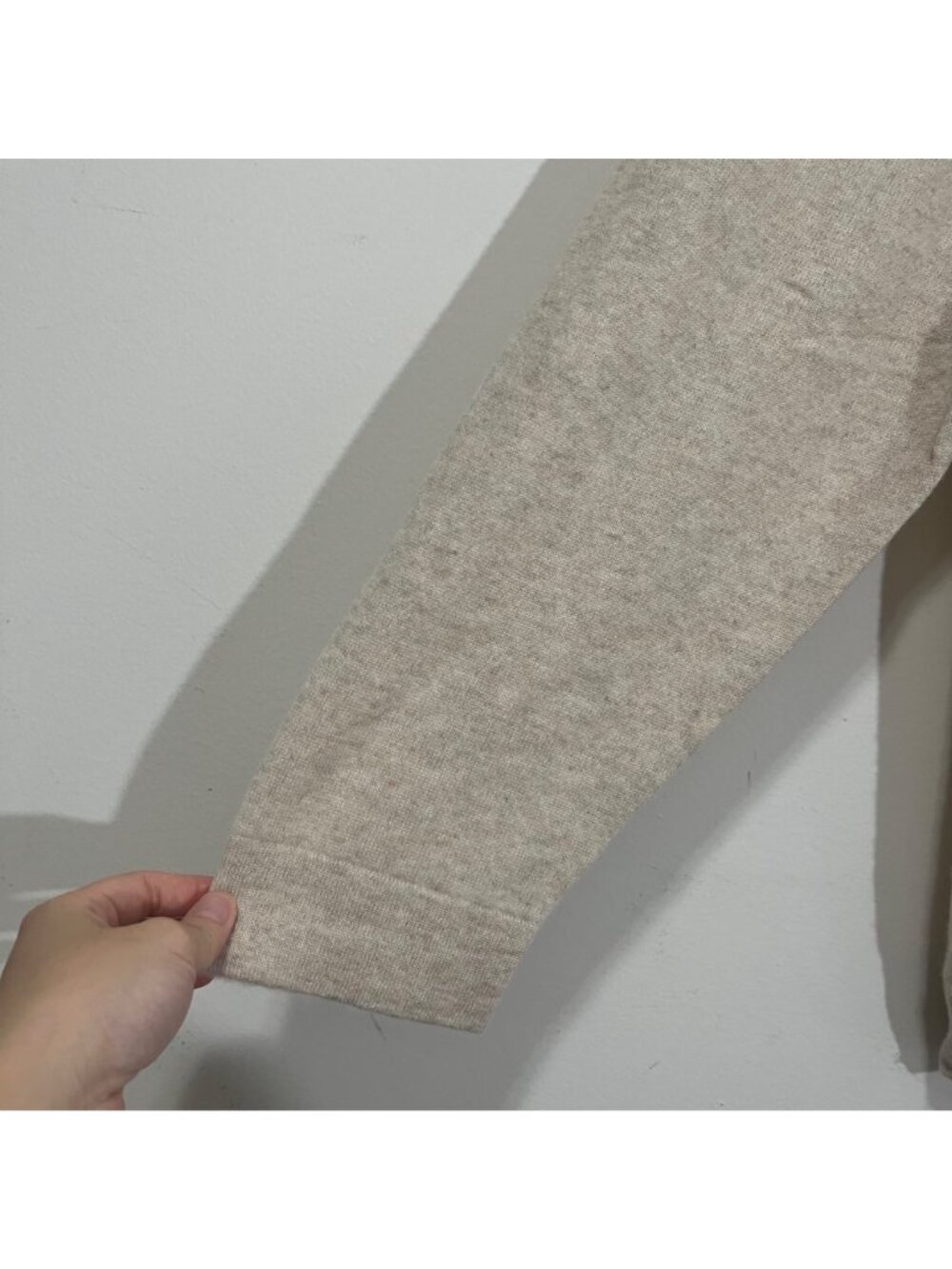 Naadam Sz 2X Signature 100% Cashmere Hoodie Sweater Pullover Beige *Small Holes - Picture 10 of 14